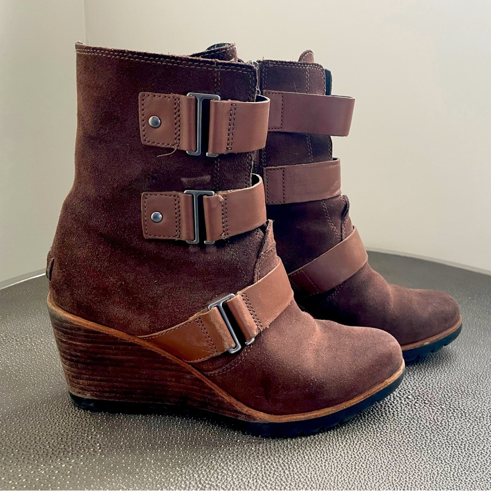 Sorel Brown Suede Wedge